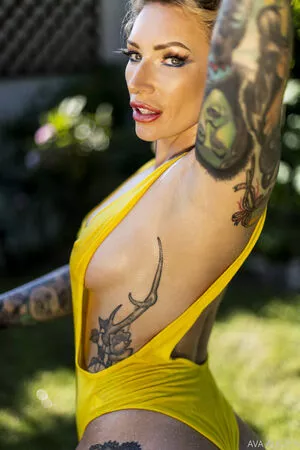 ava_austen / Ava Austen / Manyvids / mrs_austen nude photo #0028