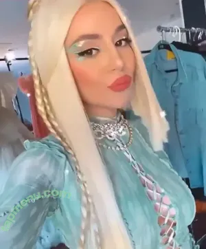 Ava Max / avamax / plharleyquinn nude photo #1973