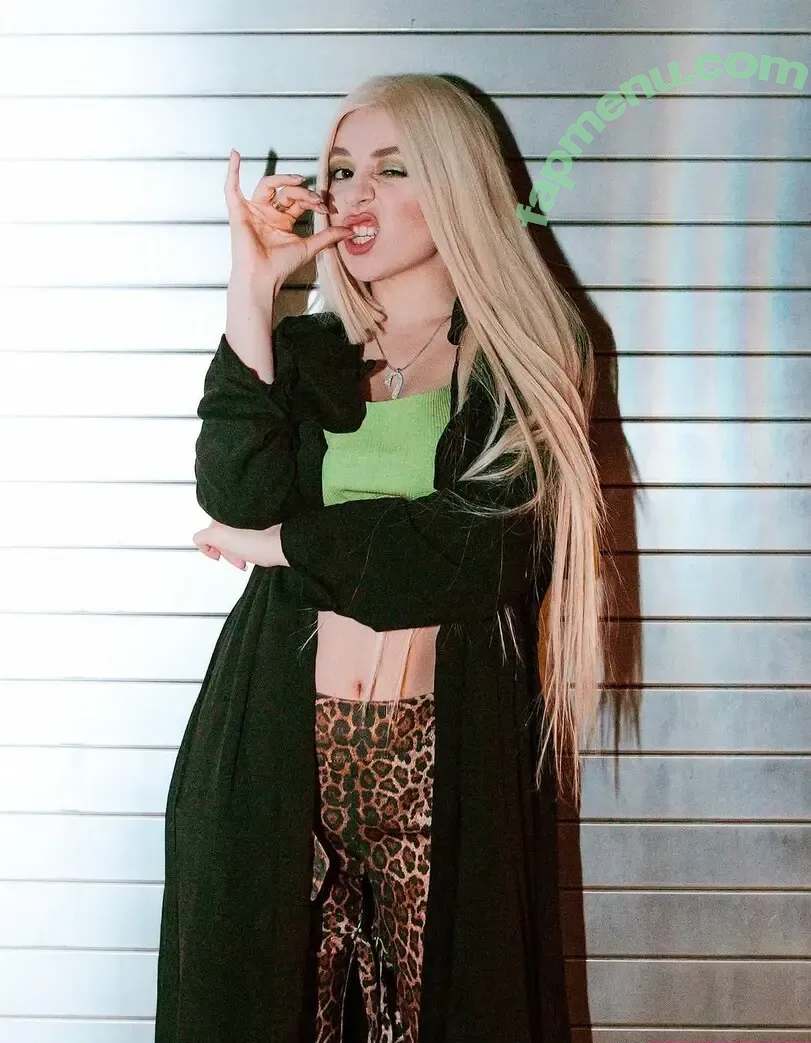 Ava Max nude photo #1945 (avamax / plharleyquinn)