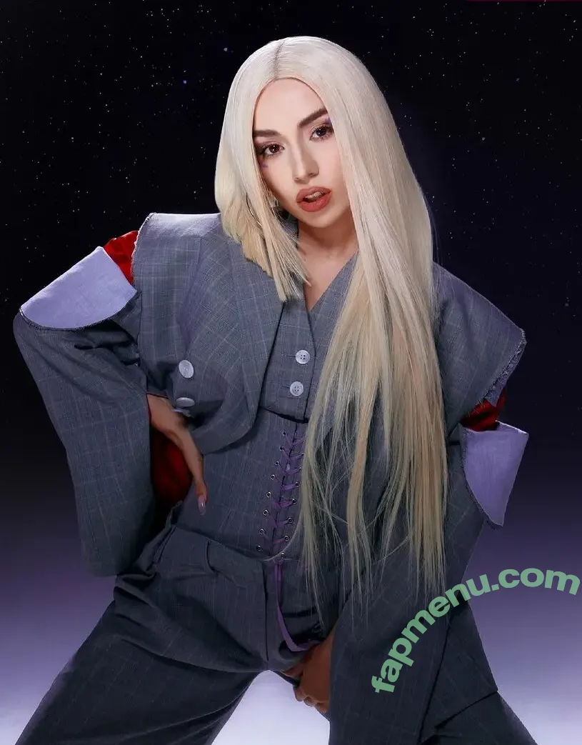 Ava Max nude photo #1956 (avamax / plharleyquinn)