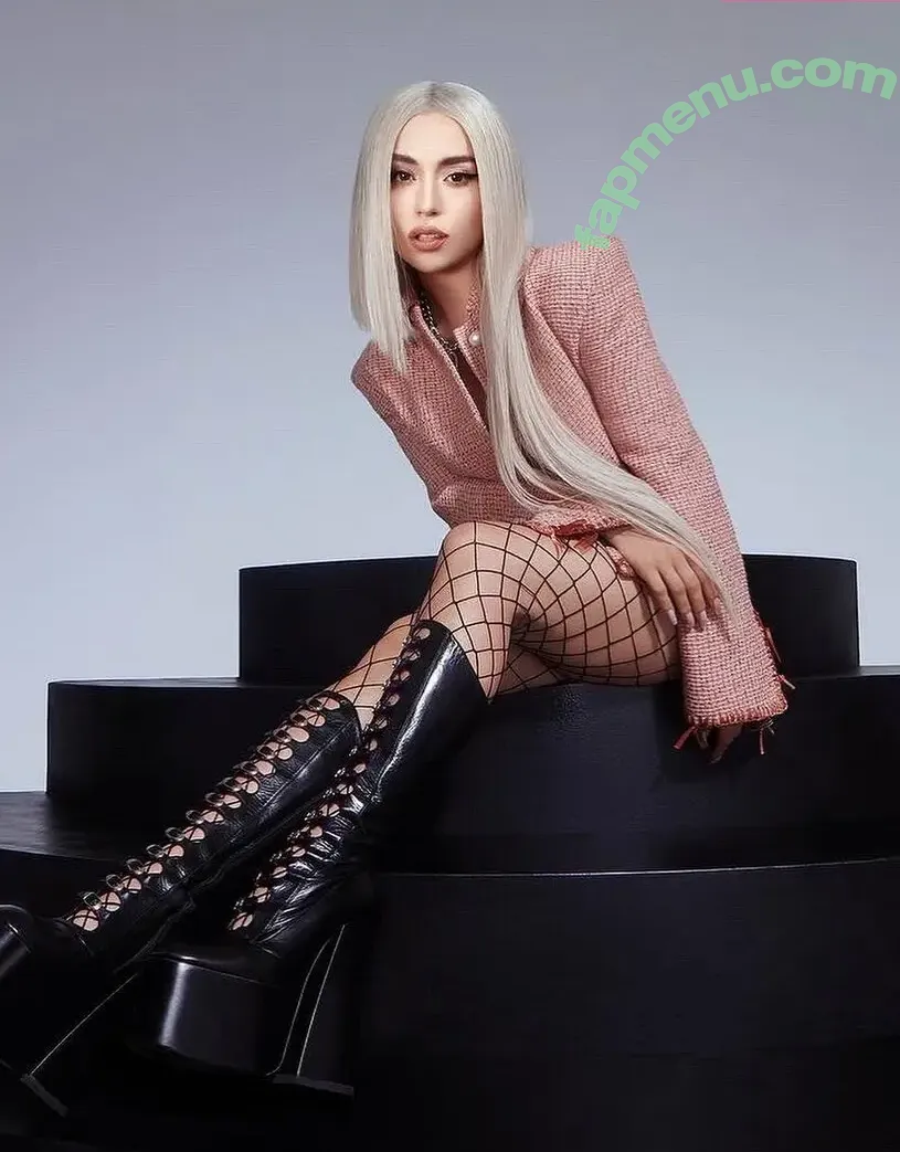 Ava Max nude photo #1957 (avamax / plharleyquinn)