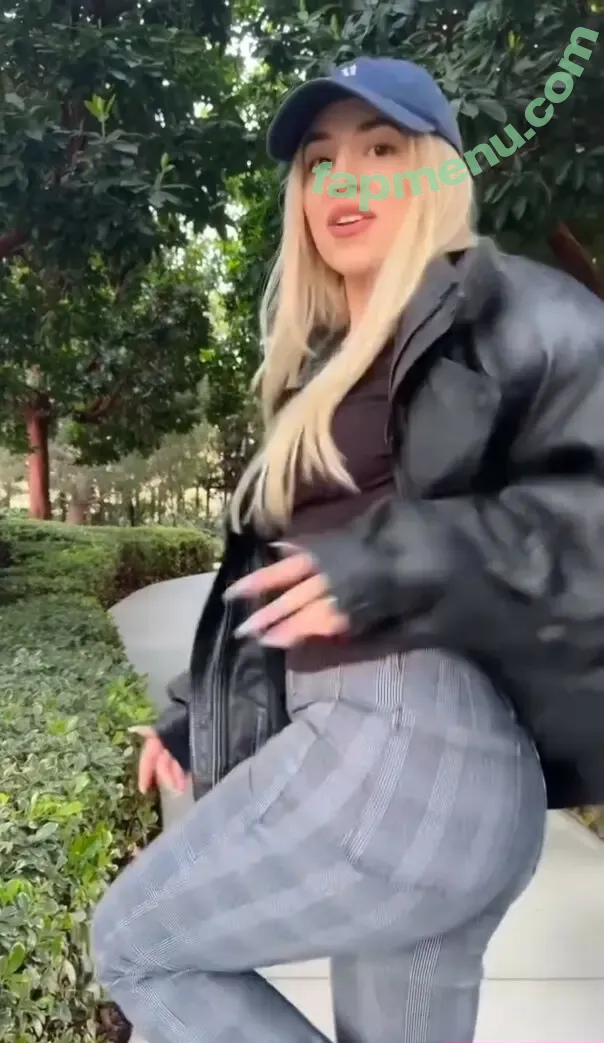 Ava Max nude photo #1977 (avamax / plharleyquinn)