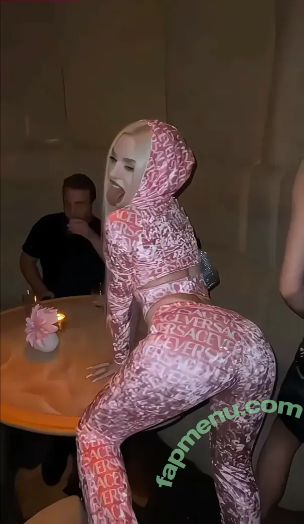 Ava Max nude photo #1987 (avamax / plharleyquinn)