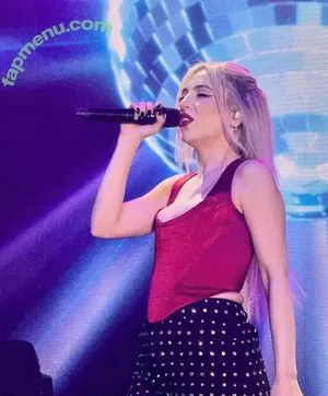 Ava Max / avamax / plharleyquinn nude photo #2001