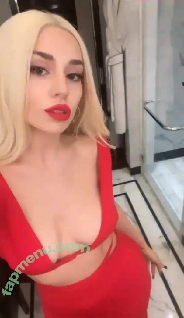 Ava Max nude photo #2032 (avamax / plharleyquinn)