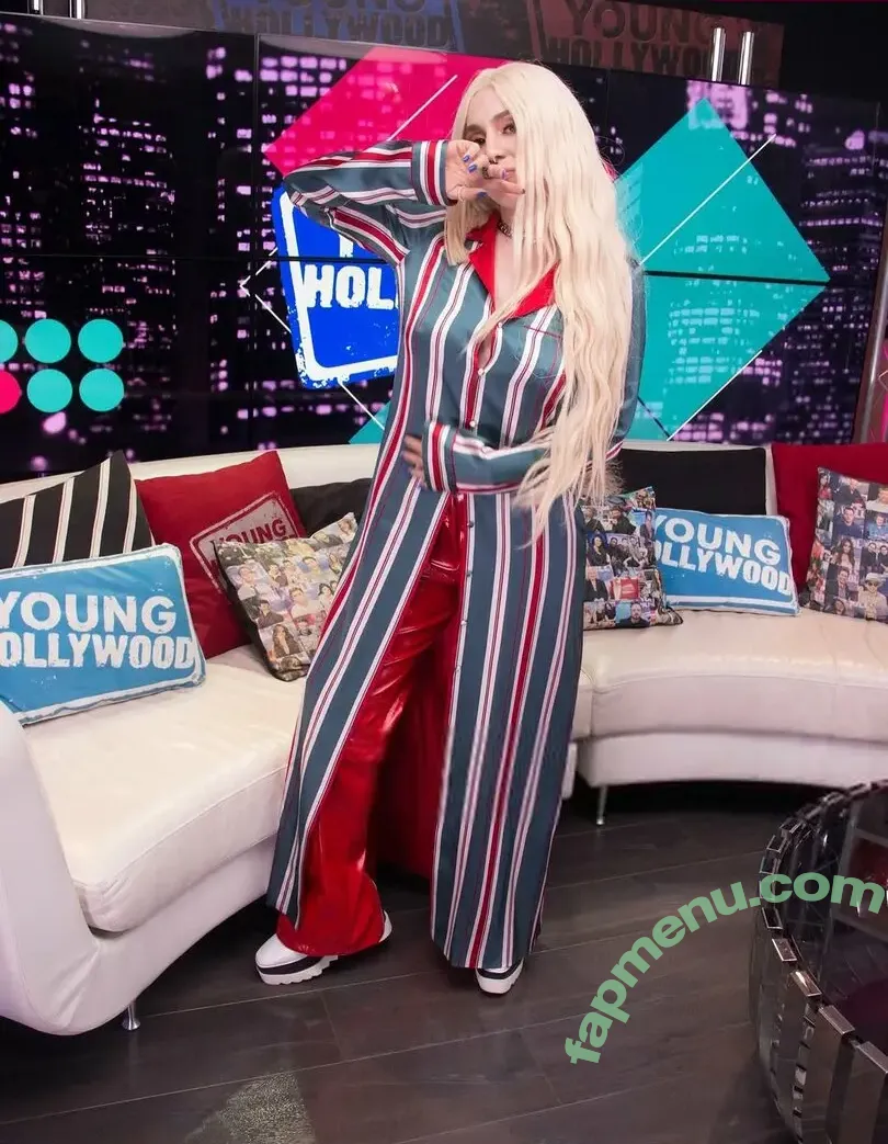 Ava Max nude photo #2052 (avamax / plharleyquinn)