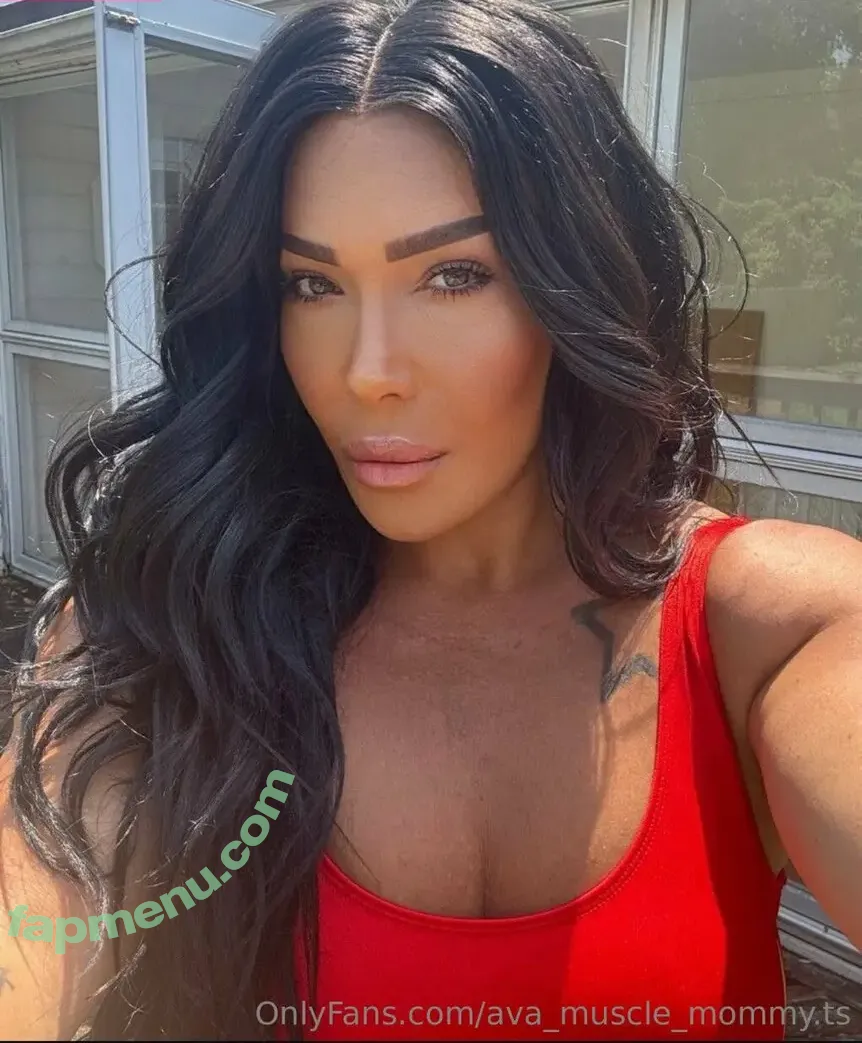 ava_muscle_mommy.ts nude photo #0093 (ava_muscle_mommy)