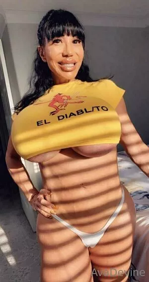 avadevine / theoneandonlyavadevine nude photo #0022