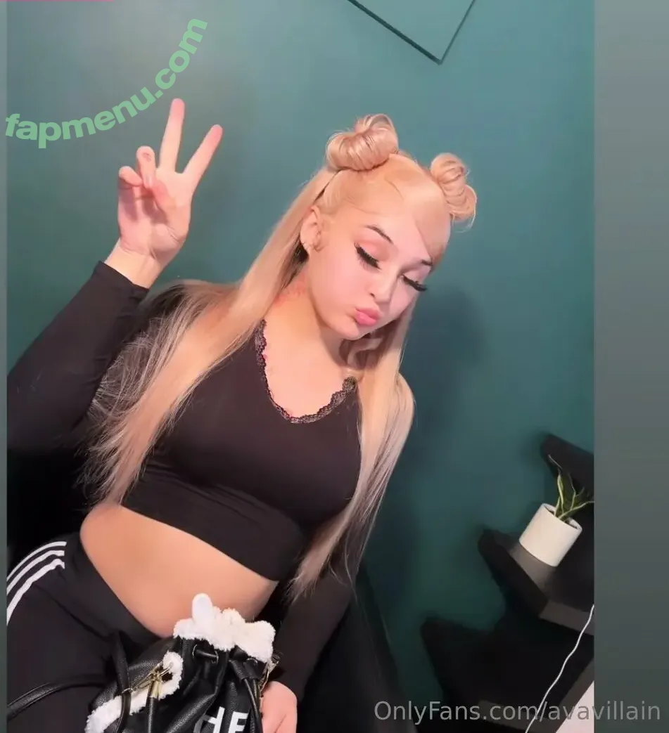 avavillain nude photo #0011 (avavillain)