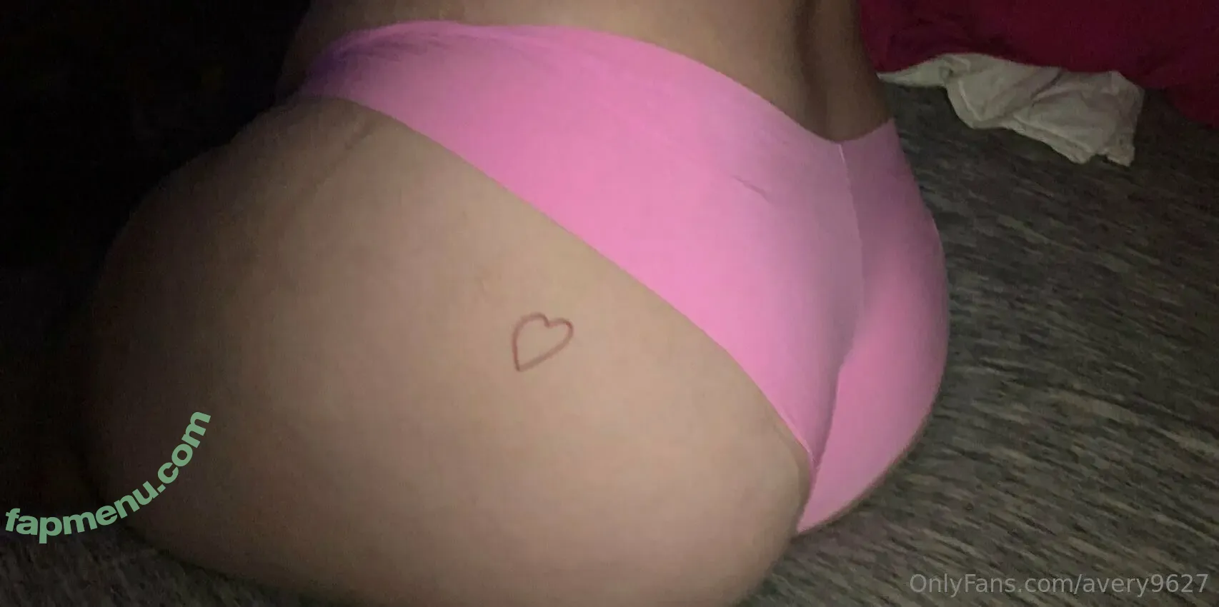 avery9627 nude photo #0031 (averyrobbie16)