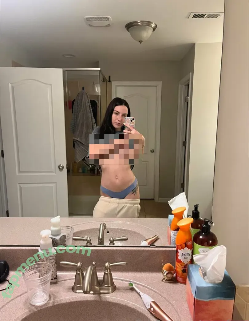 averyfoxx nude photo #0051 (averyy_foxx)