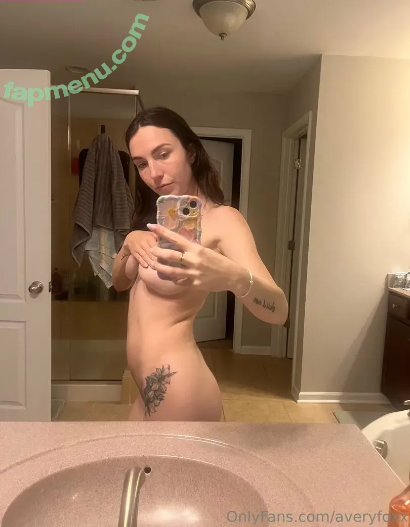 averyfoxx nude photo #0075 (averyy_foxx)