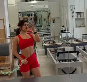 Avneet Kaur / avneetkaur_13 nude photo #0185