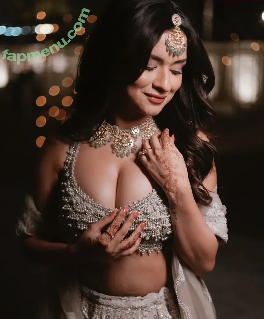 Avneet Kaur nude photo #0013 (avneetkaur_13)