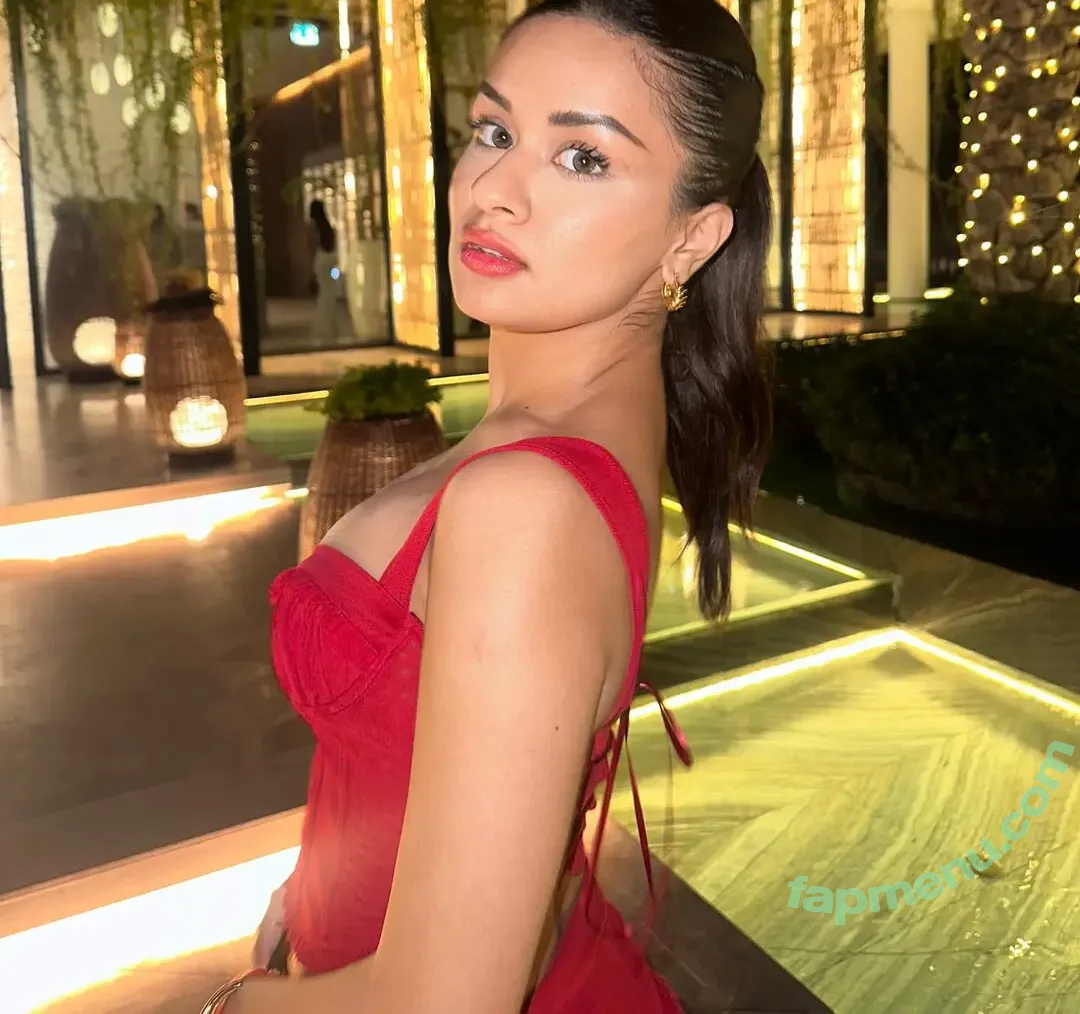 Avneet Kaur nude photo #0036 (avneetkaur_13)