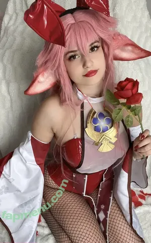 Avygenki nude photo #0001