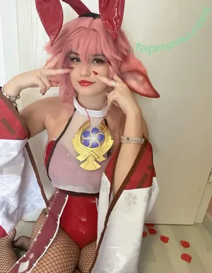 Avygenki nude photo #0005