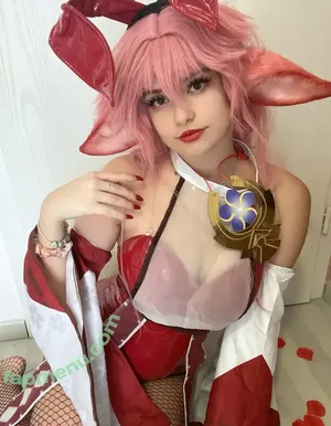 Avygenki nude photo #0007