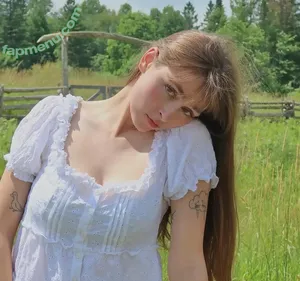 awholelottazozo / zozothewoodelf nude photo #0567