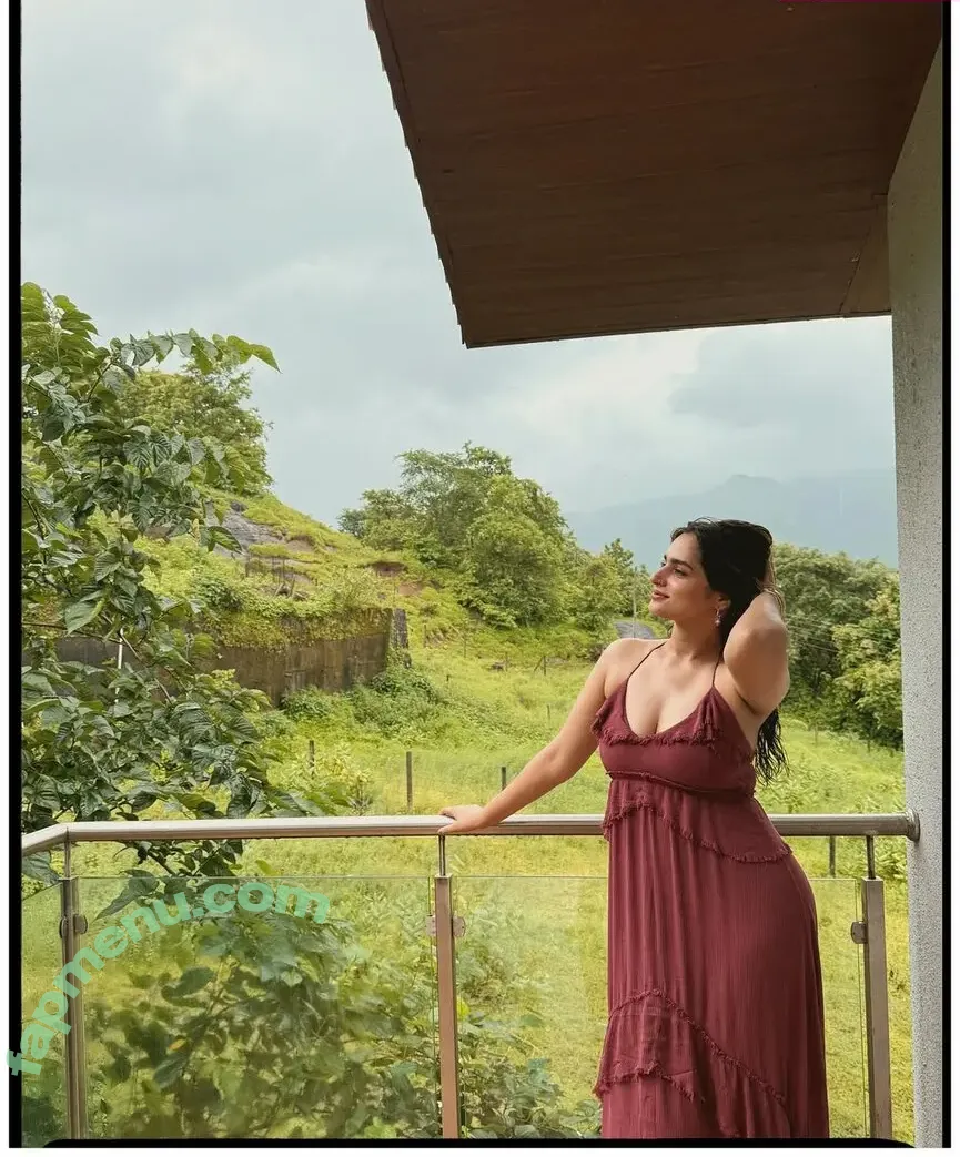 Ayesha Khan nude photo #0096 (ayeshaakhan_official)