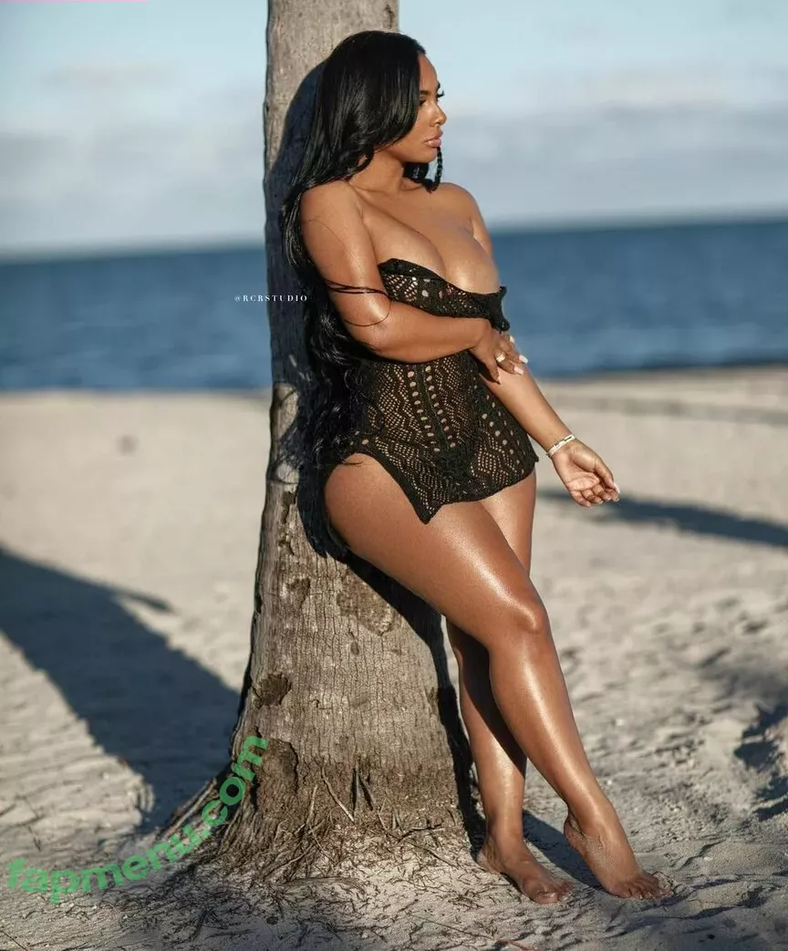 Ayisha Diaz nude photo #0037 (ayishadiaz / ayishadiaz0)