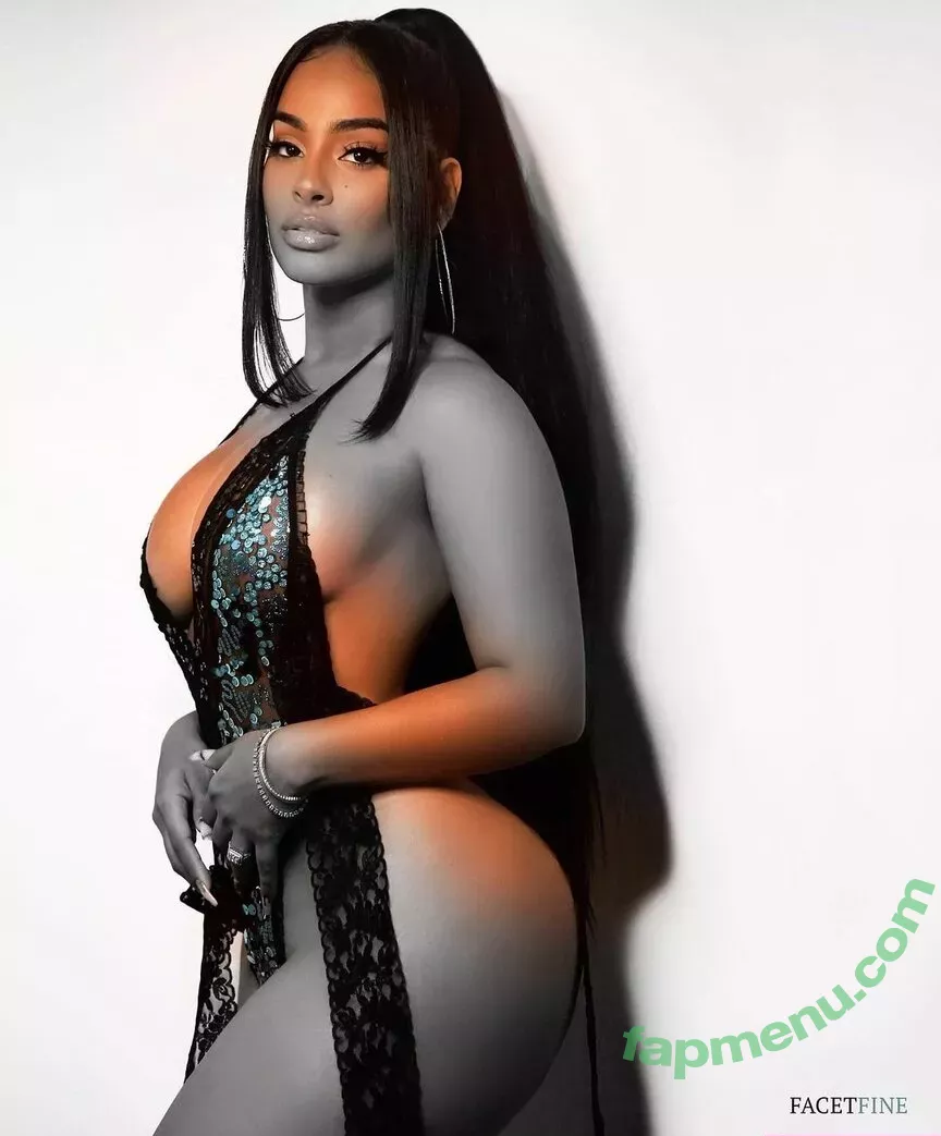 Ayisha Diaz nude photo #0042 (ayishadiaz / ayishadiaz0)