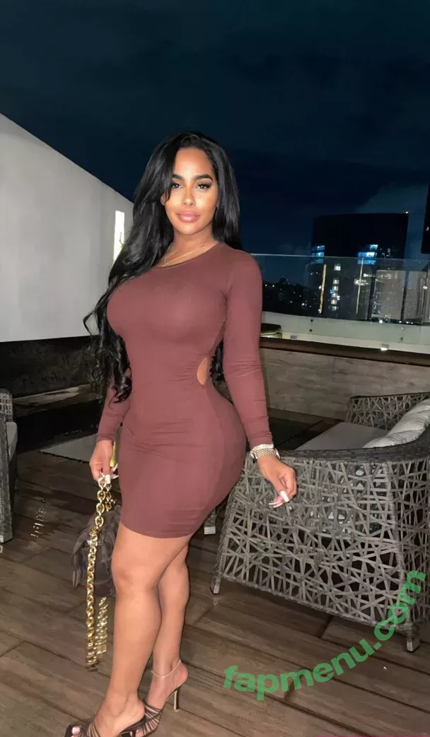Ayisha Diaz nude photo #0043 (ayishadiaz / ayishadiaz0)