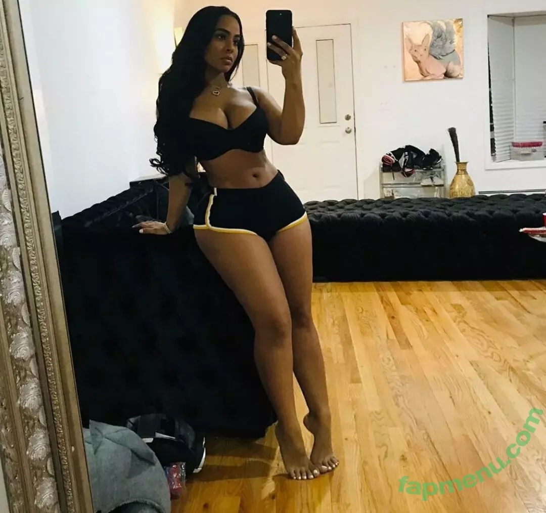 Ayisha Diaz nude photo #0068 (ayishadiaz / ayishadiaz0)