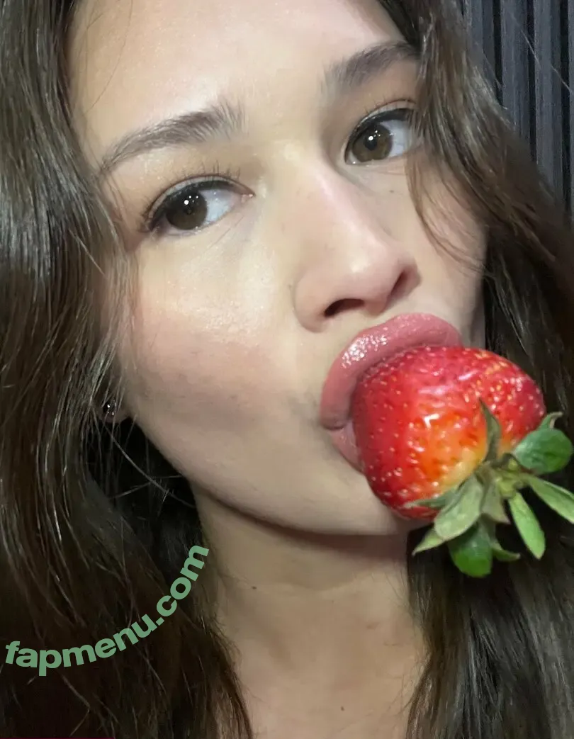 aylamodel nude photo #0011 (aylaadventuress)