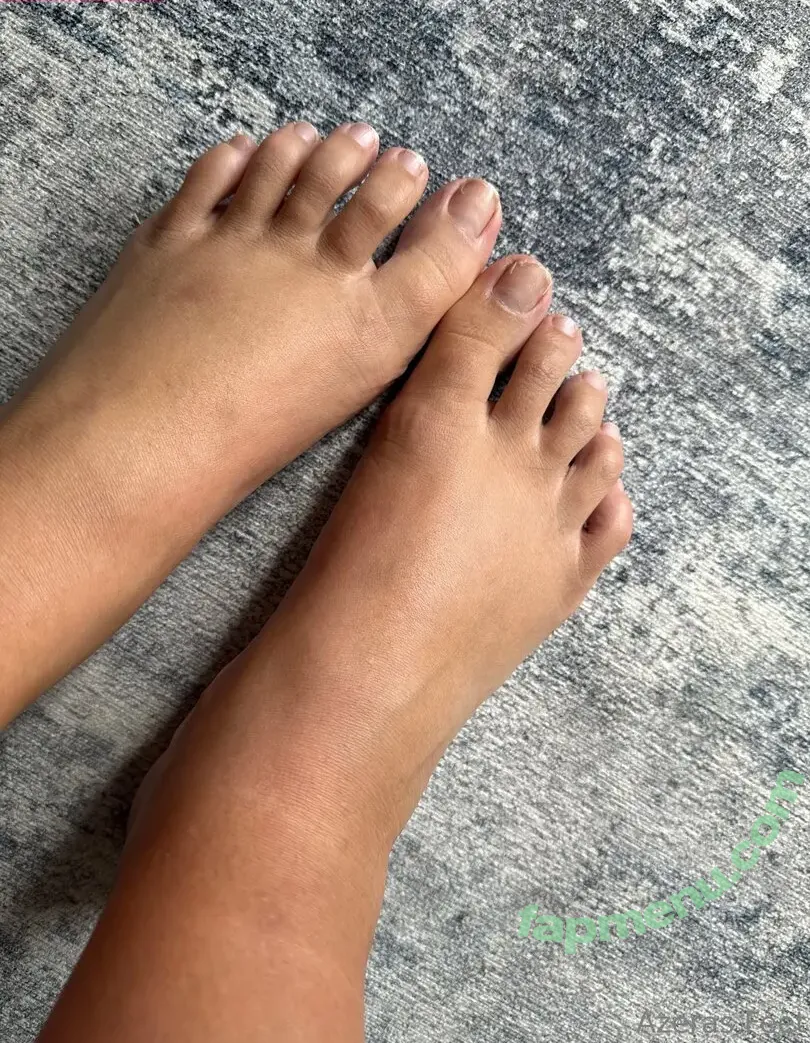 azerasfeet nude photo #0053 (azerasbigfeet)