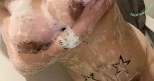  nude photo #0005