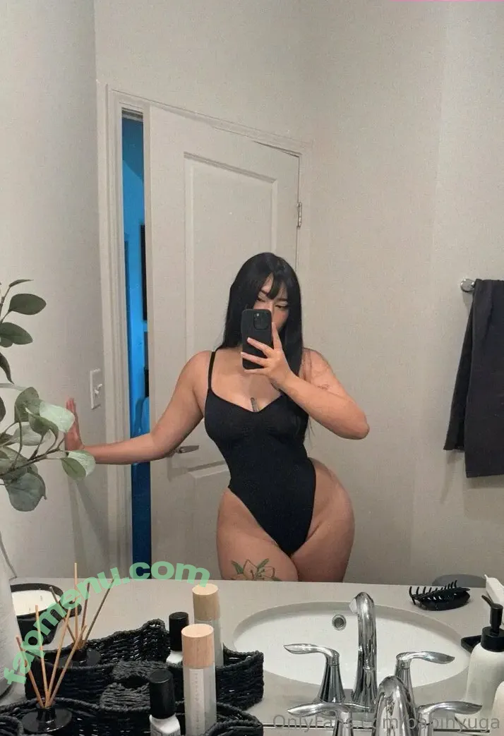 Babihyuga nude photo #0001 (BABlHYUGA)