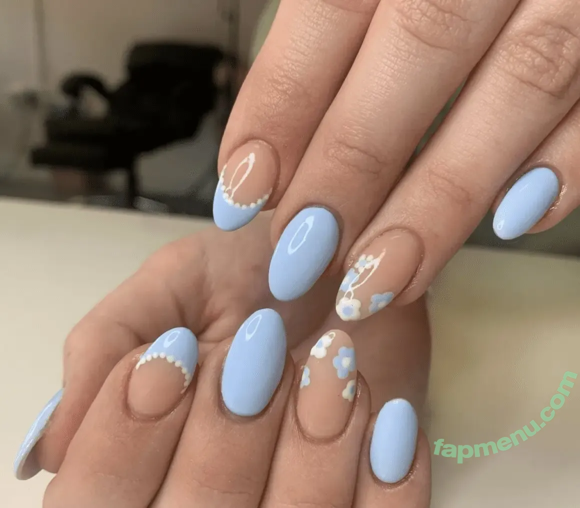 Baby Blue nude photo #0089 (babybluewhoaaaa / therealbabyblu5 / therealbabyblue)