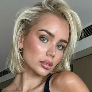  nude photo #0005
