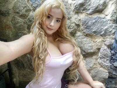 babycaroofficial / babycaro_2 nude photo #0005