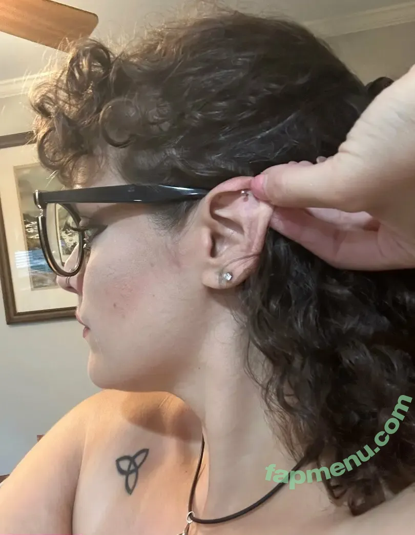 babygirllunestar nude photo #0015 (babygrl.lune)