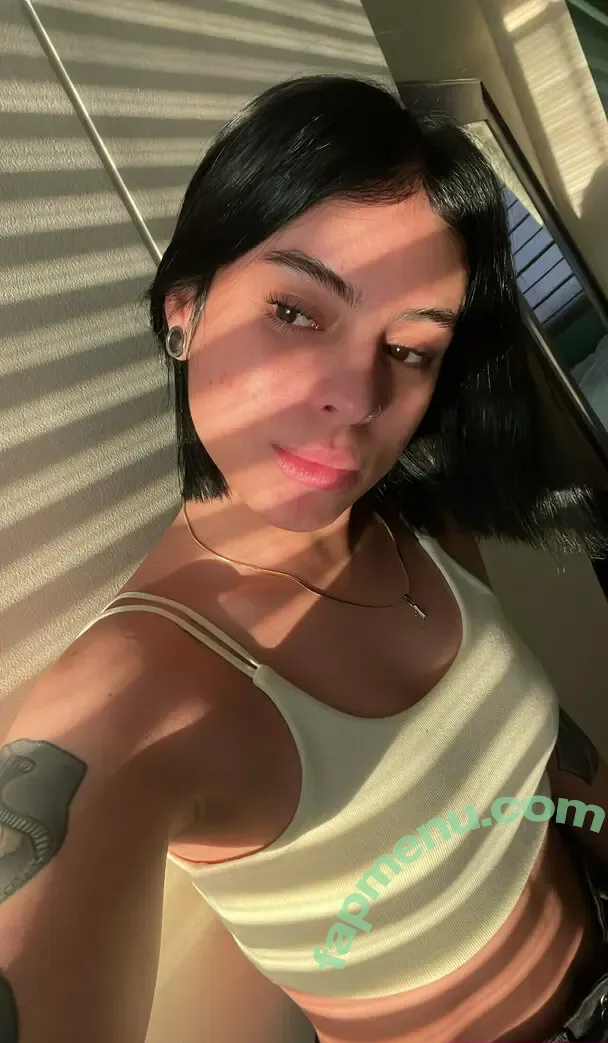 babykatvipp nude photo #0018 (babykatvipp)