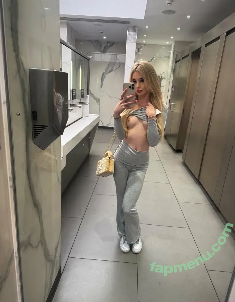 babykxtten nude photo #0030 (babykxtten)