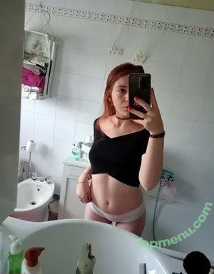 Babyrossa nude photo #0009