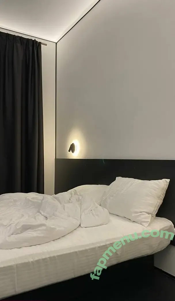 babyy_amelia nude photo #0042 (babyy_amelia)