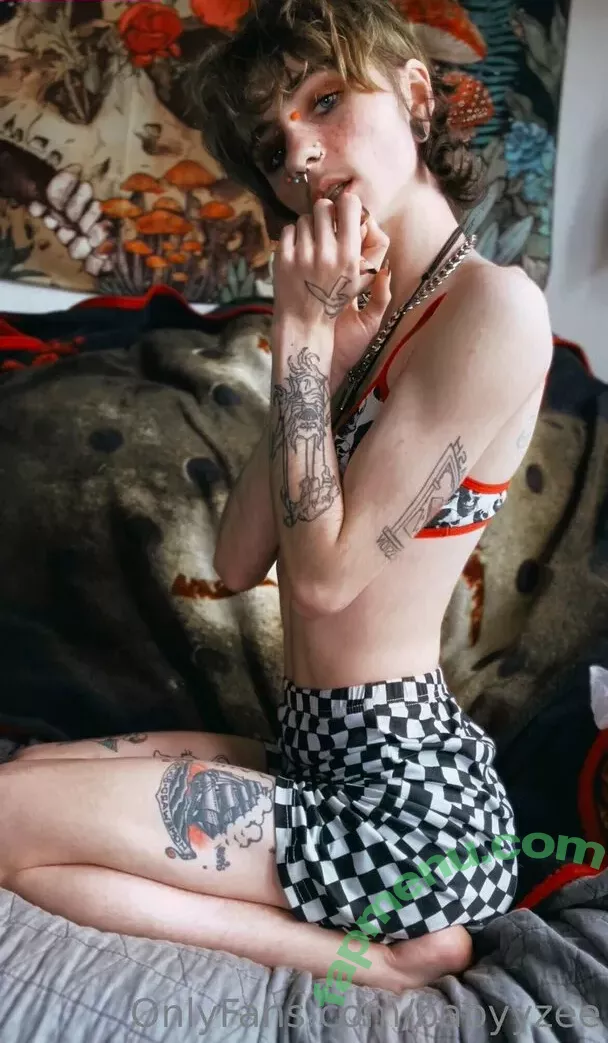 Babyyzee nude photo #0368 (babyyzee_)