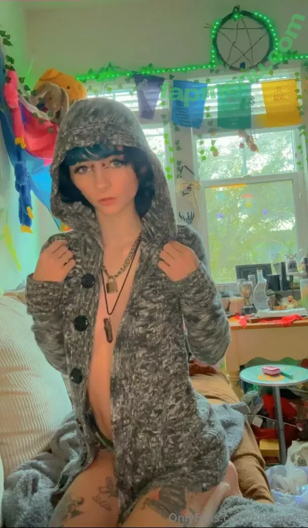 Babyyzee nude photo #0500 (babyyzee_)