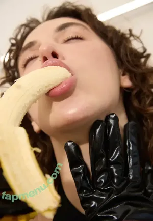 bad.bunn / badbunnypr nude photo #0011