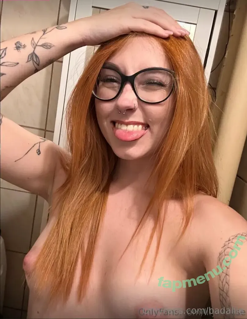 badallie nude photo #0018 (badallie_)