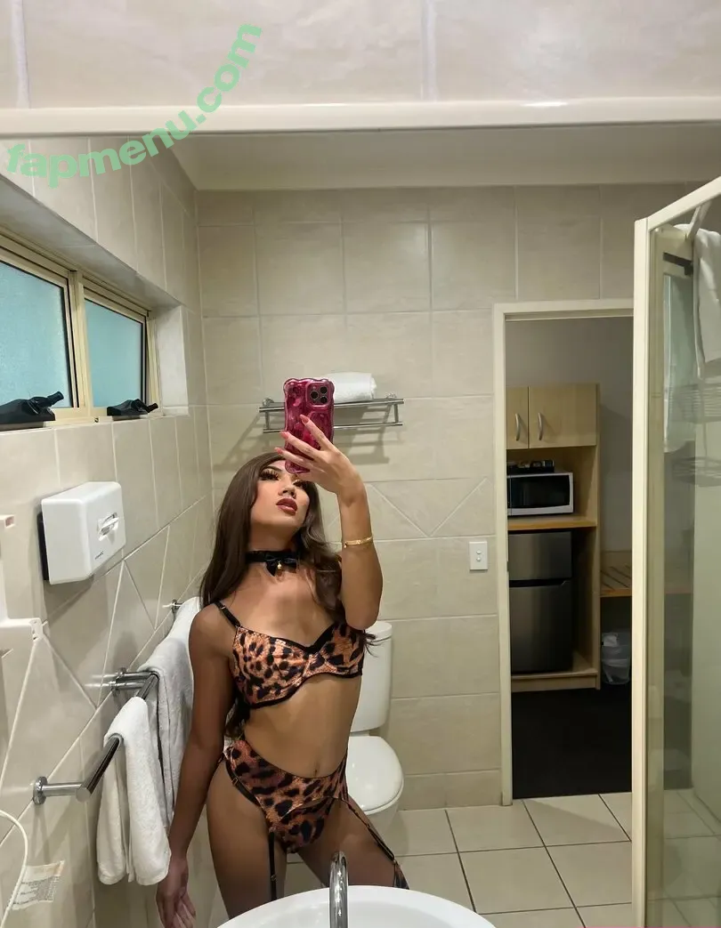 badgalkemmy nude photo #0056 (badgalkemmy)