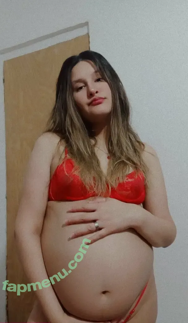 badgirlyazmin nude photo #0003 (badgirlyazmin)