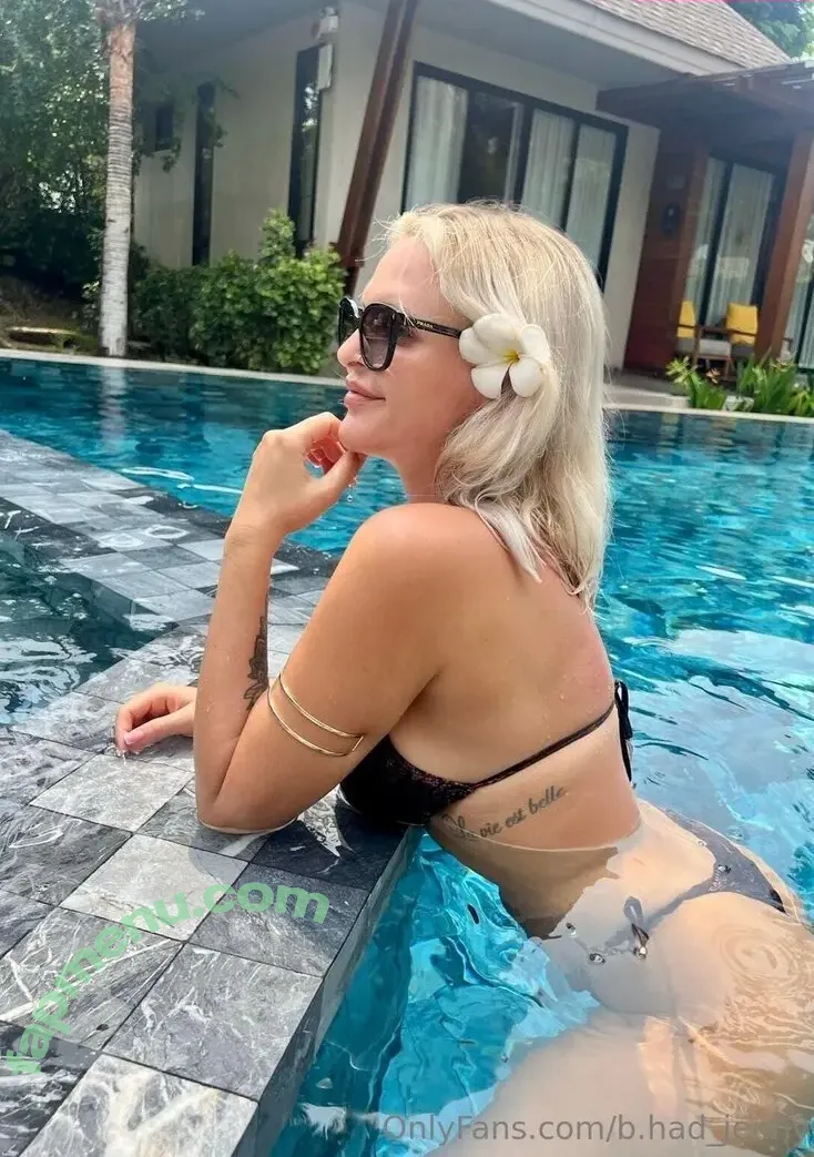 BadJenny nude photo #0103 (BadJenny)