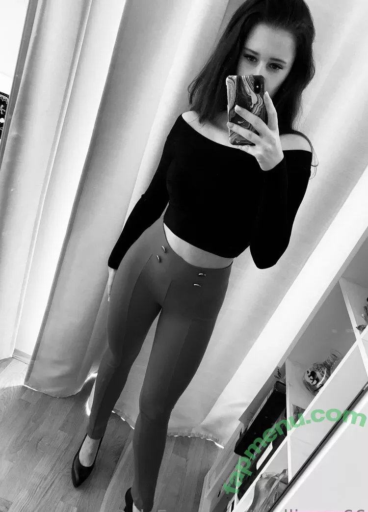 badlizzyy66 nude photo #0035 (fb_0296)