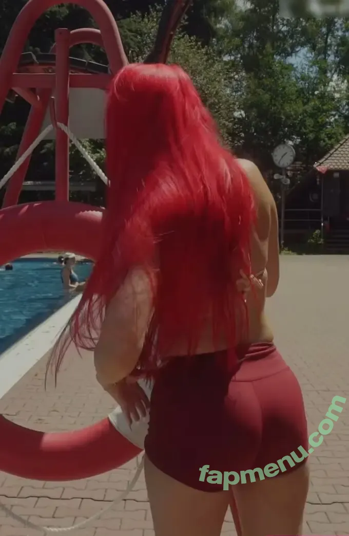 Badmómzjay nude photo #0608 (badmomzjay)