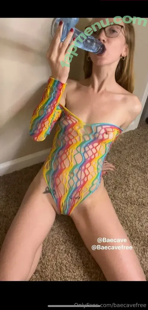 baecavefree nude photo #0002 (baecavefree)